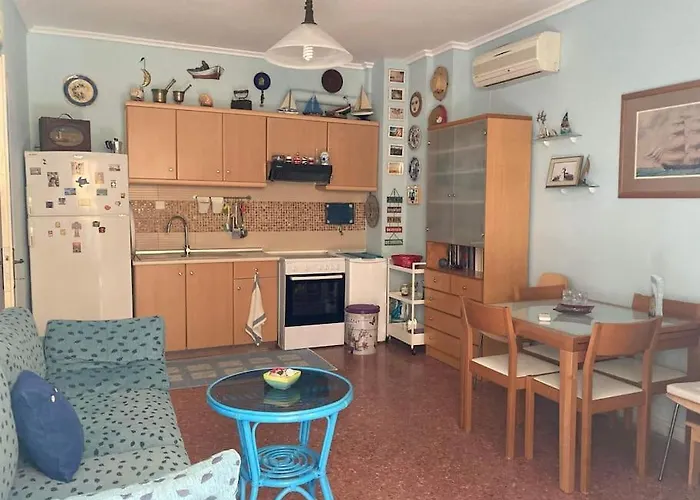 Anastasia\'S Seaview Apartment
