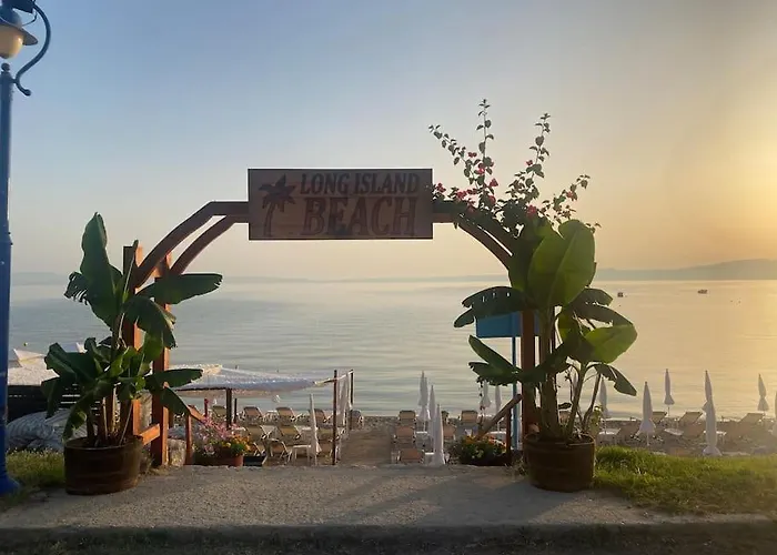 Anastasia\'S Seaview Apartment